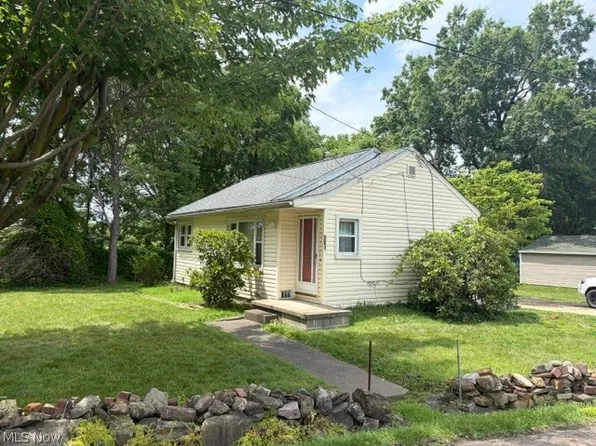 581 Fillmore Ave, Akron, OH 44314