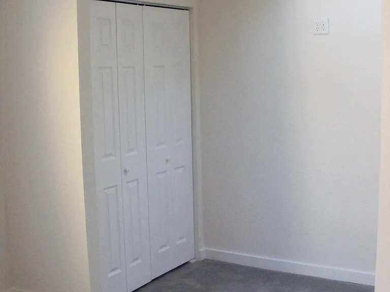 111 N Park St #C — Photo 5