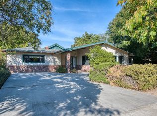 2485 Bullard Ave, Clovis, CA 93611