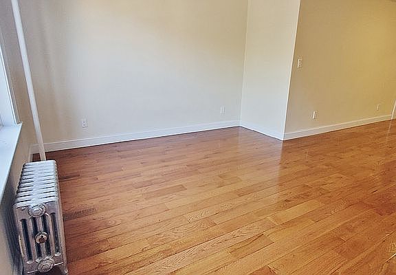 4th image of 30-26 49th St #2FF