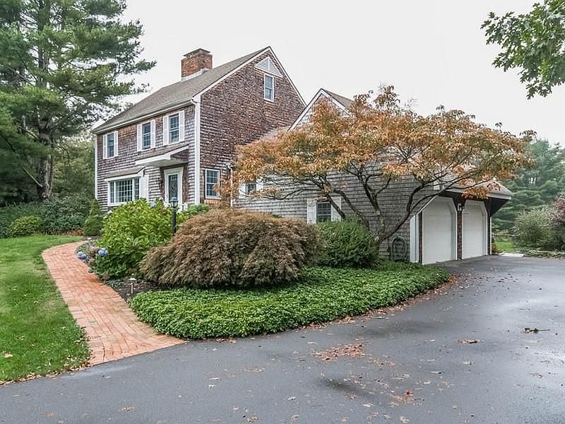 222 Old Sachems Head Rd, Guilford, CT 06437 Zillow