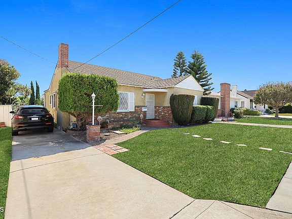 3rd image of 8738 Edmond Dr