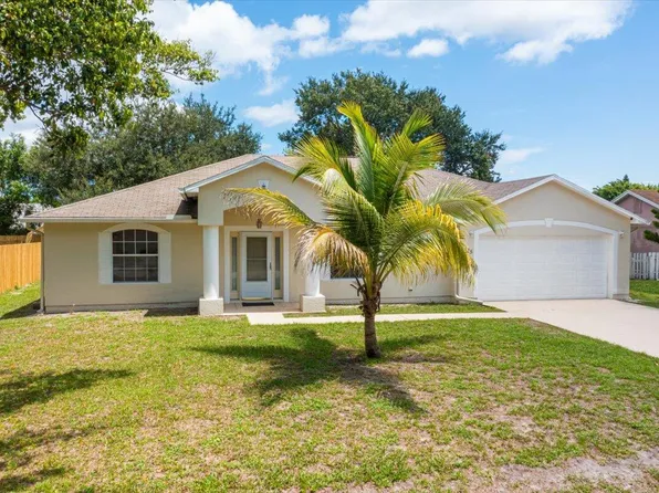 1525 SE Minorca Avenue, Port St Lucie, FL 34952