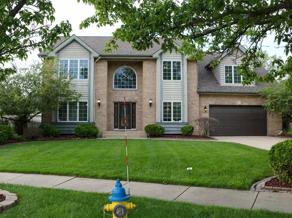 1621 Santa Ana Ct, Munster, IN 46321