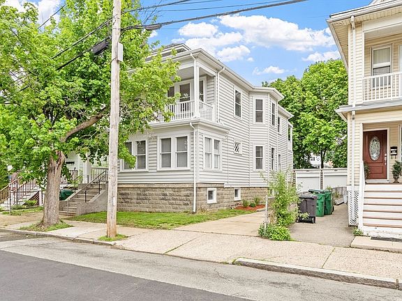 2nd image of 121-123 Surrey St