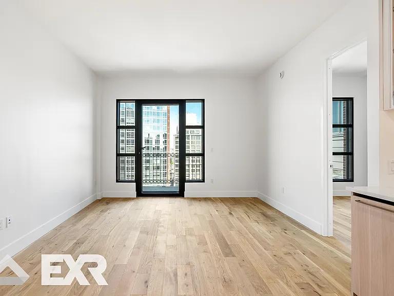69 Adams St #21G — Photo 4