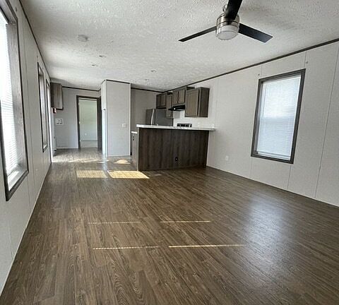 2nd image of 14210 Telegraph Rd #22