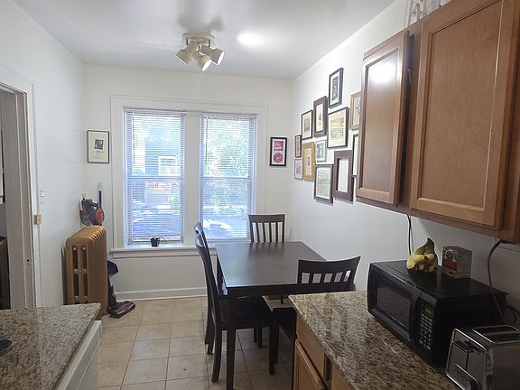 3rd image of 5713 N Magnolia Ave APT 1H