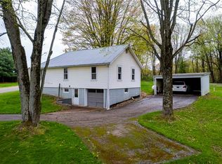 7997 Chestnut Ridge Rd NW, Beach City, OH 44608