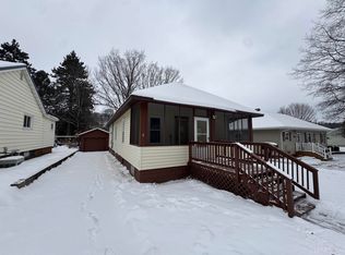 1857 Ledge St, Niagara, WI 54151
