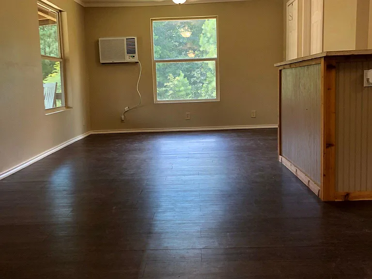 7316 N Highway 135 — Photo 12