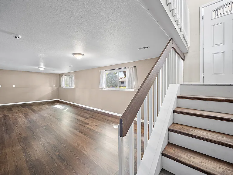 7530 Deer Trl — Photo 11