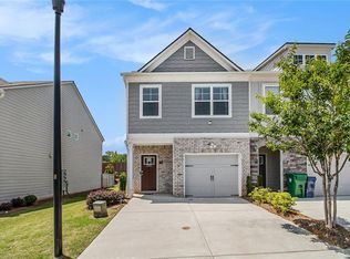 1884 Plainsboro Dr, Lithonia, GA 30058