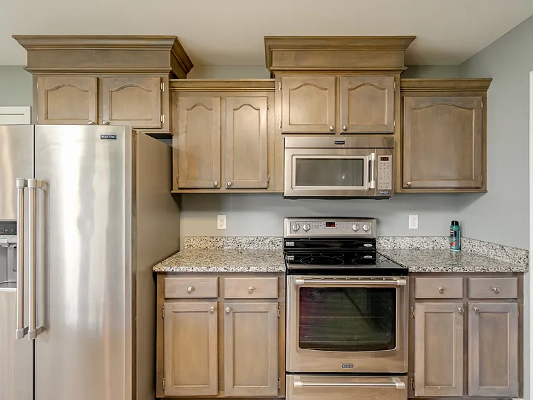 2860 Foxcroft Cir — Photo 10