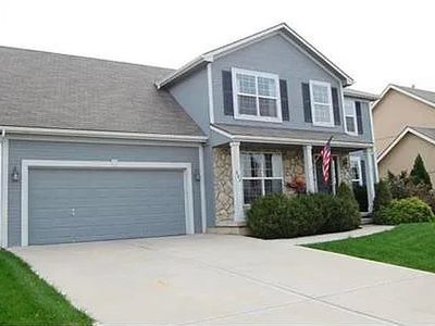 807 Park Ave, Leavenworth, KS, 66048