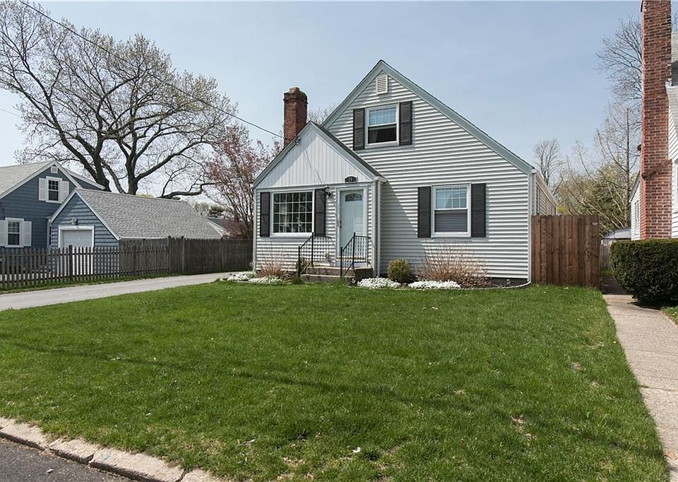 1st image of 79 Dale Ave