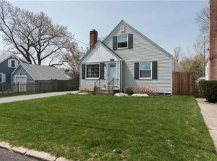 79 Dale Ave, Cranston, RI 02910