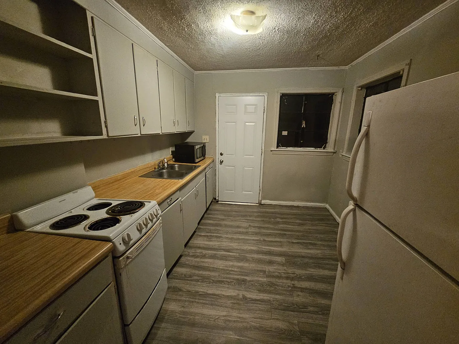 3406 Coldstream Lane - 1 — Photo 3