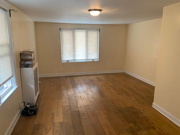 4th image of 451 Revere Ave Floor 2