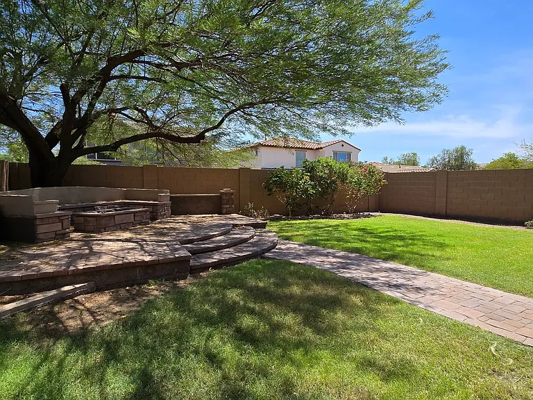 20737 W Valley View Dr — Photo 7