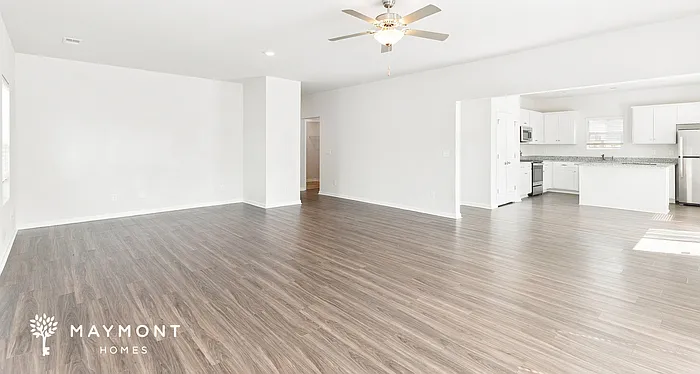 3 bed, 2.0 bath, 1655 sqft, $2,395 — Photo 4