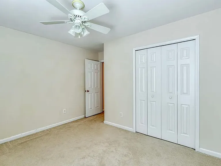 202 Branchester Ct — Photo 15
