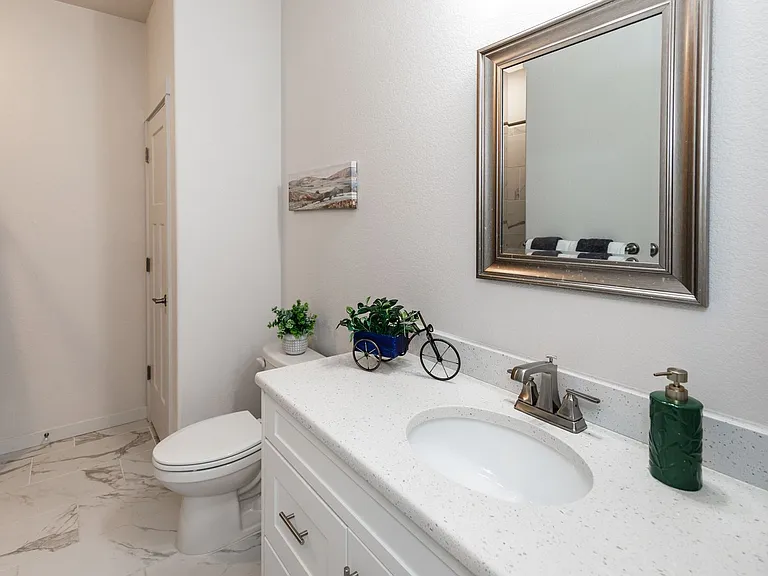 5722 Villa Lorenzo Dr — Photo 24