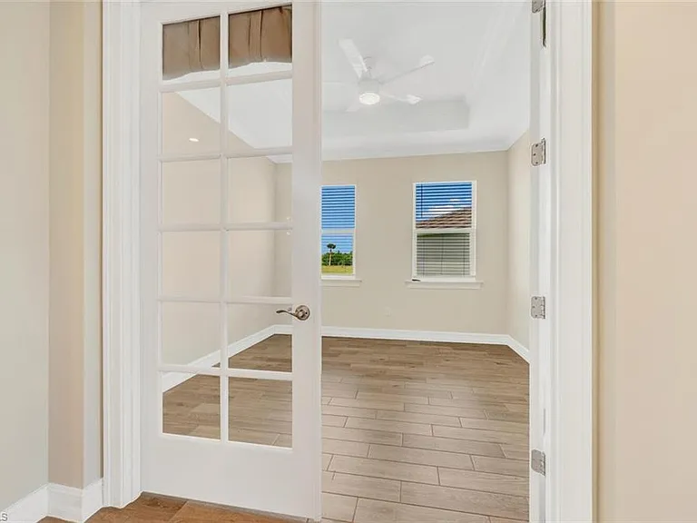 16808 Bay Island Ct — Photo 13