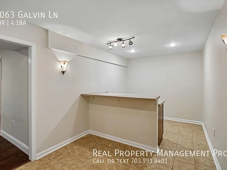 9063 Galvin Ln — Photo 32
