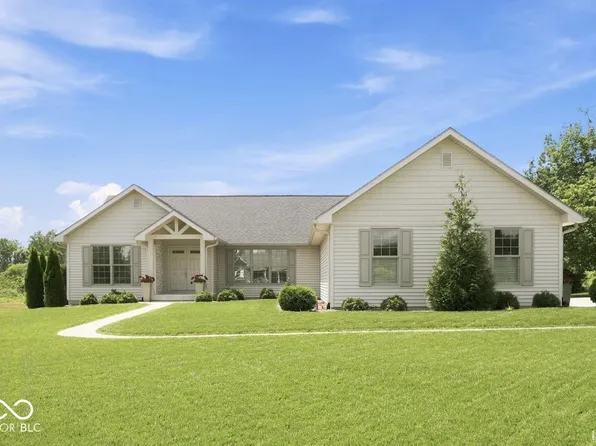 1002 S 8th St, Upland, IN 46989