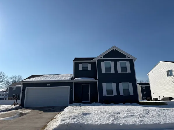 3136 Alder Dr, Grandville, MI 49418