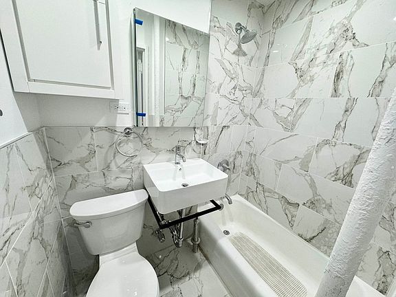 4th image of 338 W 14th St APT 2C