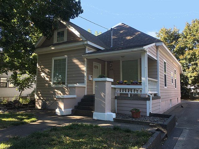 1st image of 1007 E Alder St
