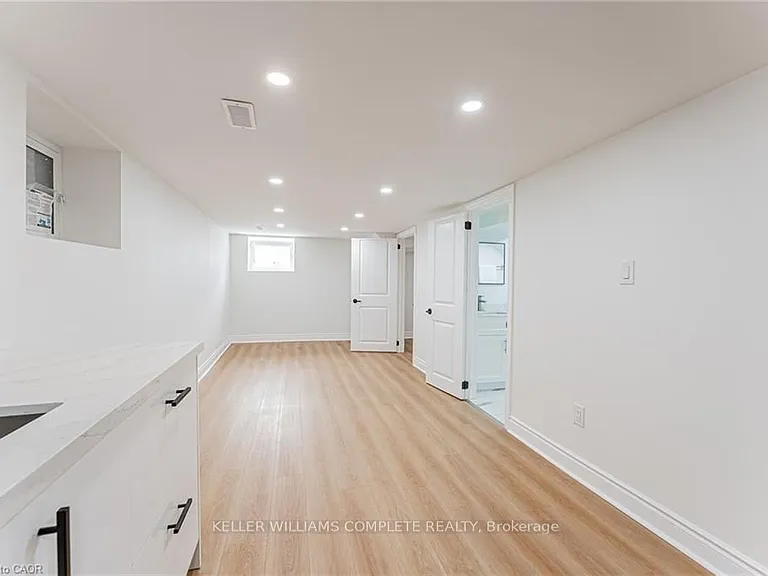 15 Barnesdale Ave N #2 — Photo 2