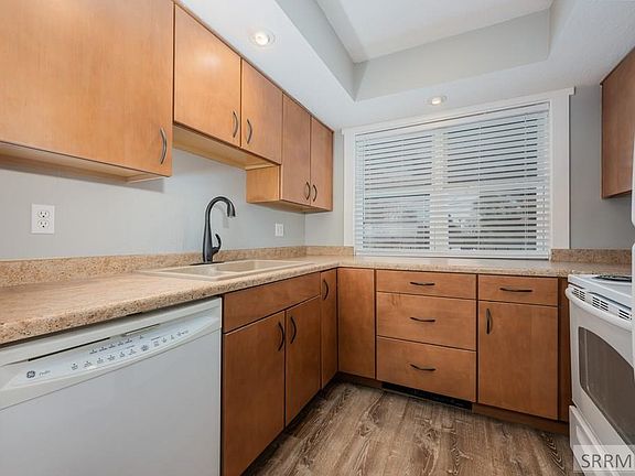 5th image of 1446 S Woodruff Ave