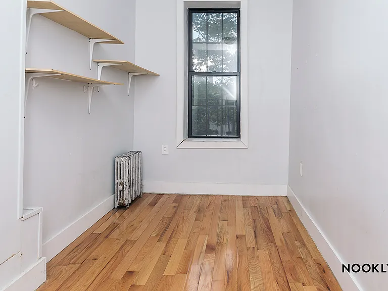 248 Stockholm St #3L — Photo 8