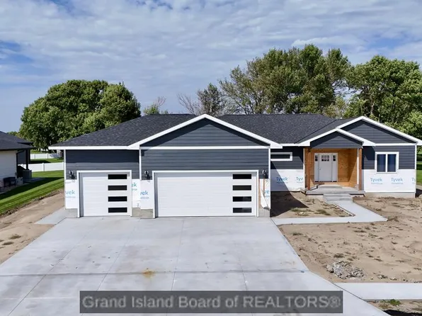 4234 Augusta Pkwy, Grand Island, NE 68803