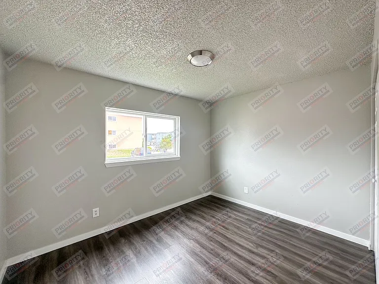 1106 Church Ave — Photo 9