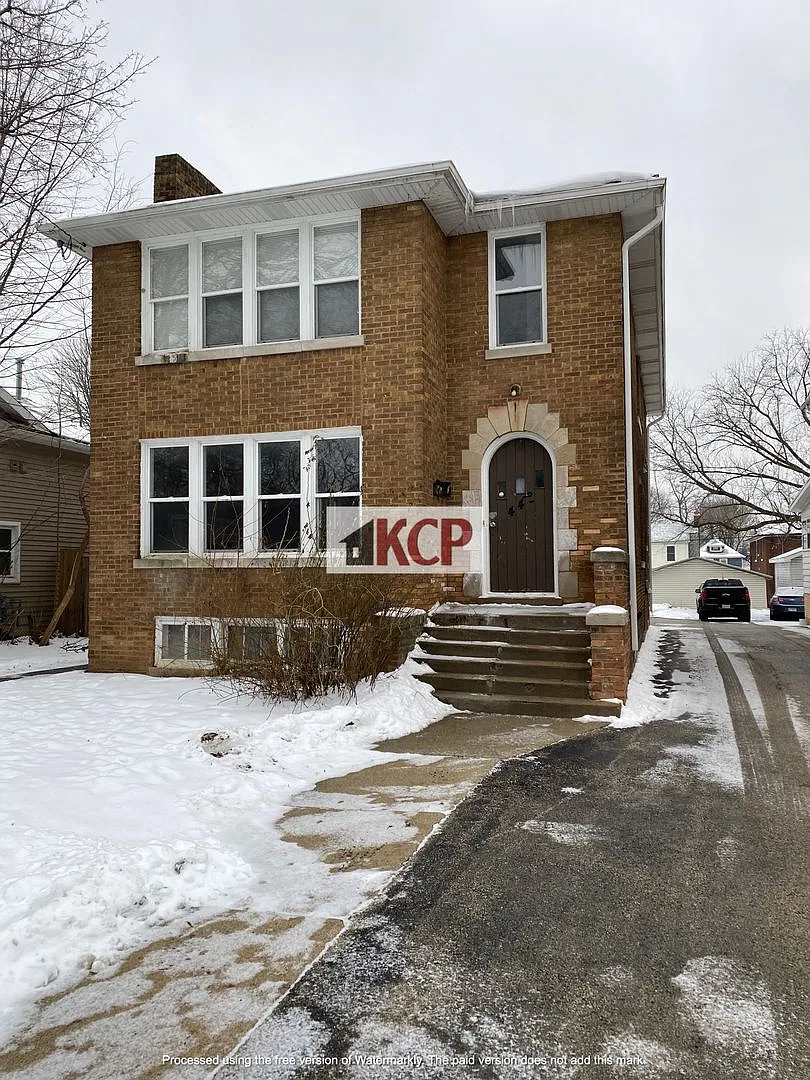 C2 Properties-442 Hickory — Photo 1