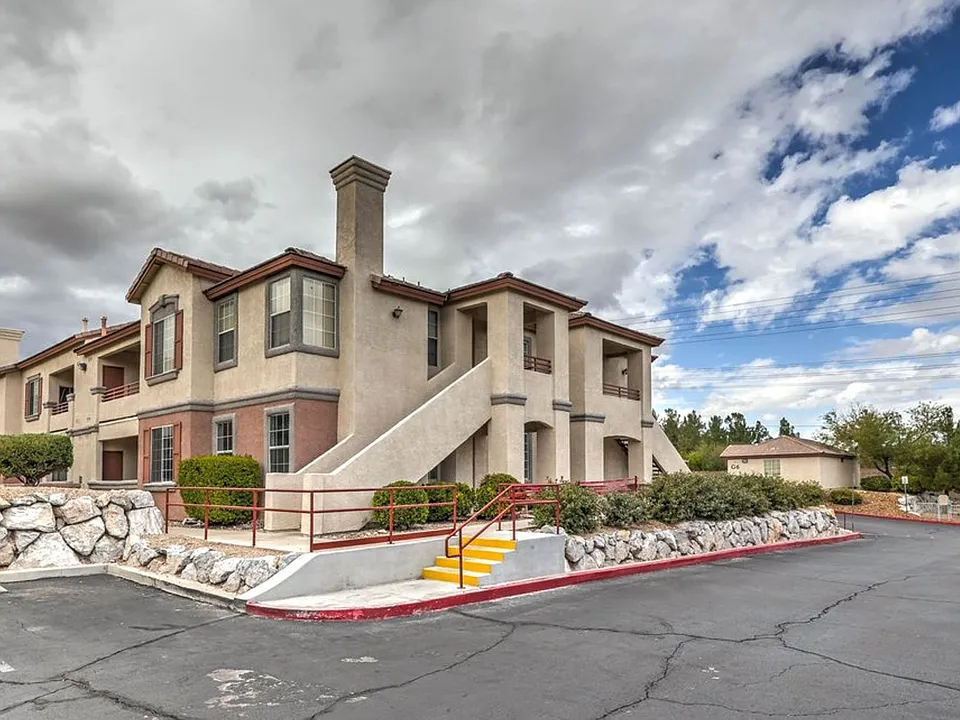 10233 King Henry Ave #104