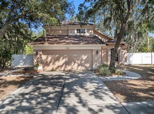 2333 Needham Dr, Valrico, FL 33596