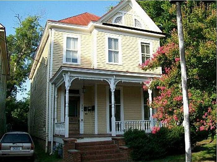 320 Telfair Street Facade