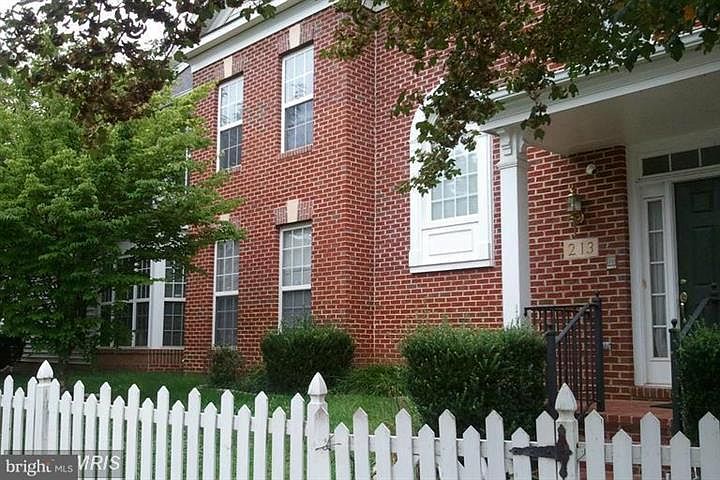 1st image of 213 Watkins Pond Blvd
