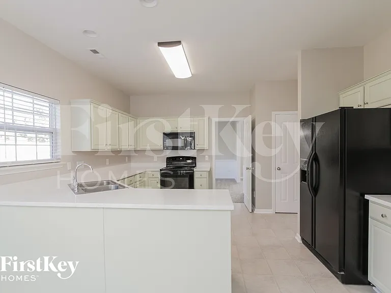 12231 Shadow Ridge Ln — Photo 7