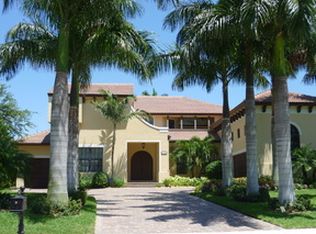 3310 Crayton Rd, Naples, FL 34103