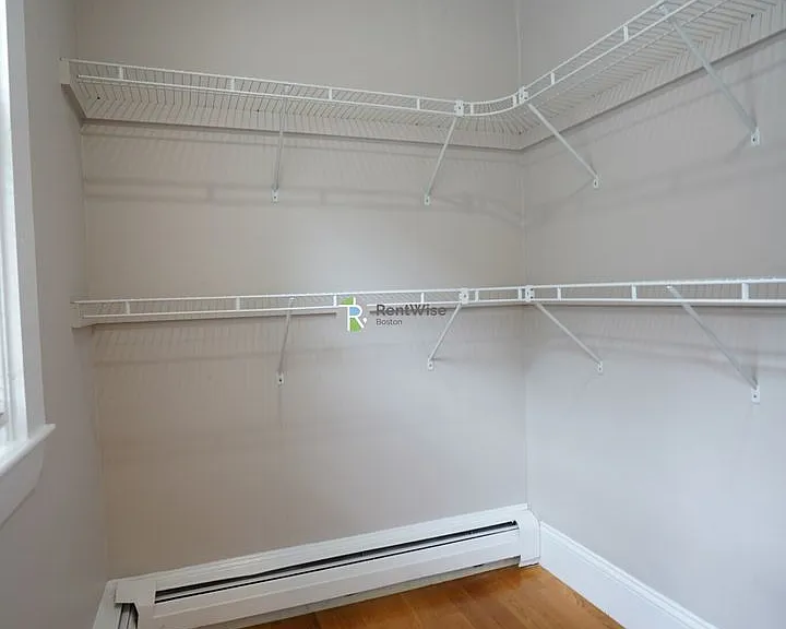 4 Ashford St #A — Photo 9
