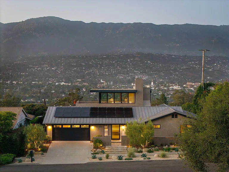 1724 La Coronilla Dr — Photo 3