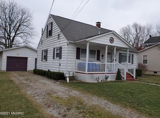 1007 State St, Adrian, MI 49221