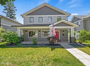 818 E Lakeside Ave, Coeur D Alene, ID 83814