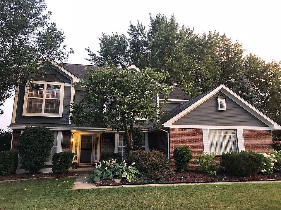 1st image of 46613 Swanmere Dr